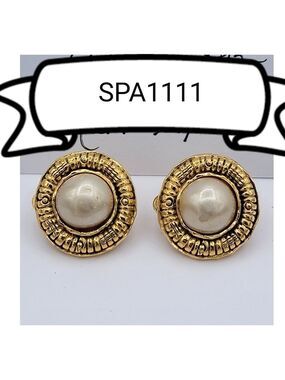 Chanel Goldtone Earrings Vintage Clip On